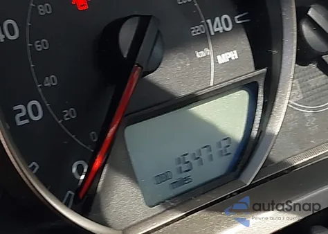 2015 Toyota Rav4 Xle z USA, uszkodzony, nr VIN 2T3WFREV2FW179390